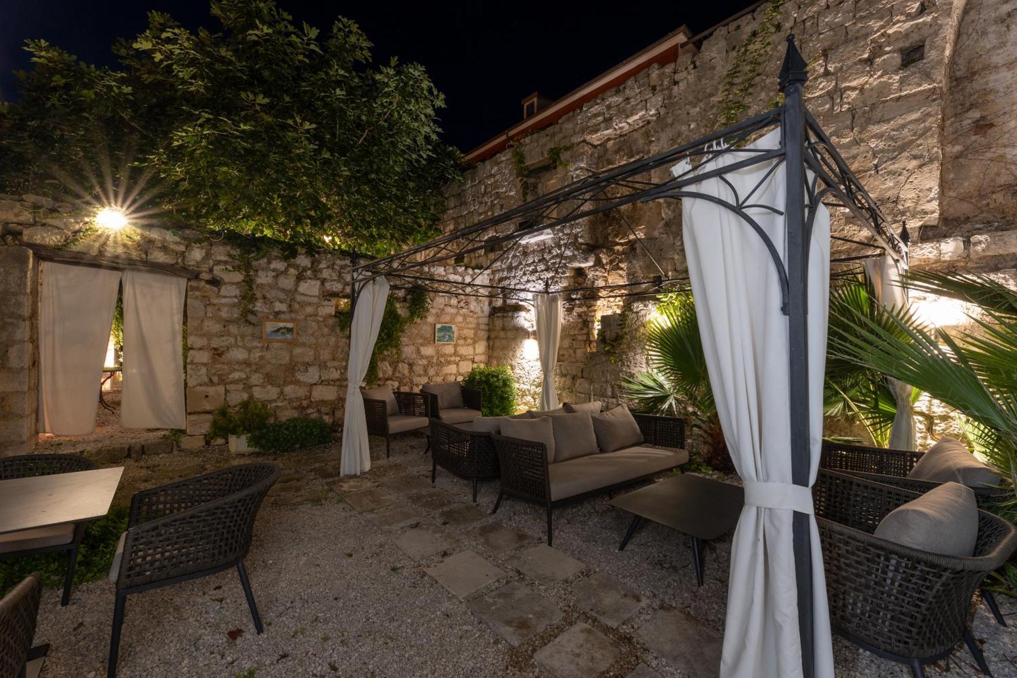Hotel San Giorgio Vis Exterior foto